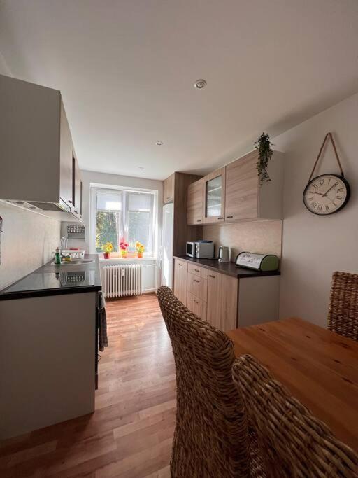 Apartman Centrum Sturka Martin Exteriör bild